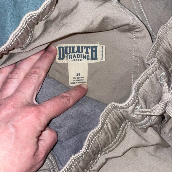 NWT Duluth Trading Co. Men’s BBQ 9” Short 38 - Picture 3 of 3